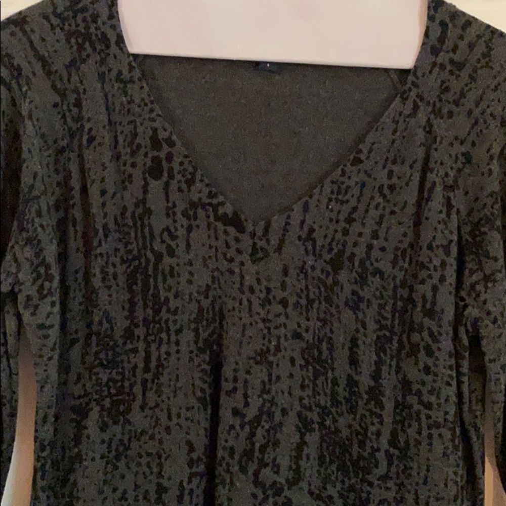Sweater - Picture 2 of 4